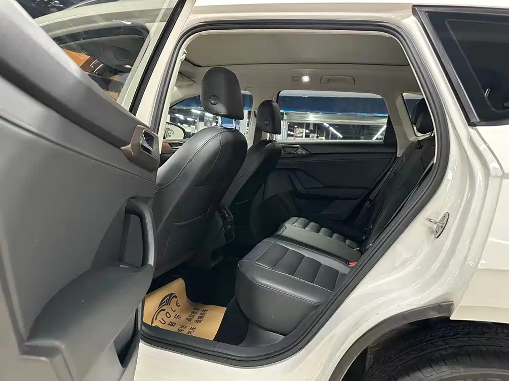 Volkswagen Tharu 2020 280TSI Comfort VI