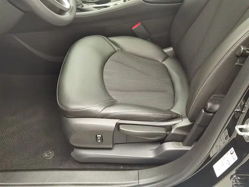 Buick Envision Plus — фотографии объявления, Фото 20