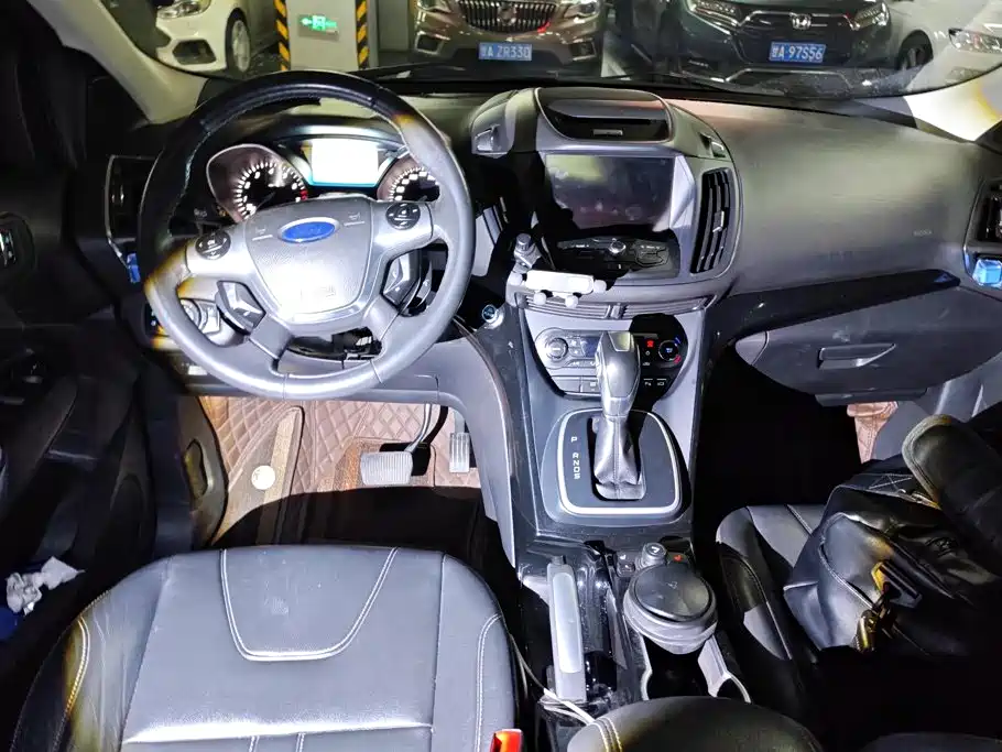 Ford Kuga — миниатюра 12