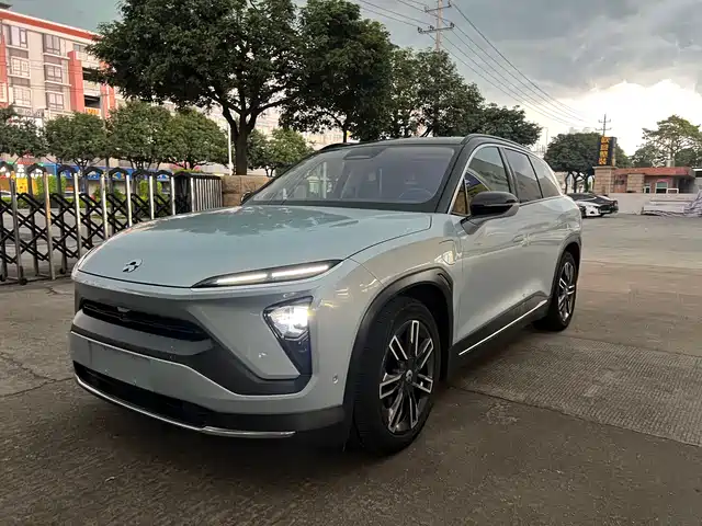 2021 Nio ES6