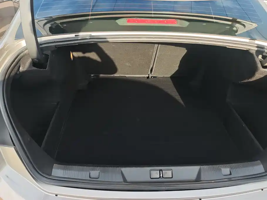 Citroen C4L — миниатюра 4