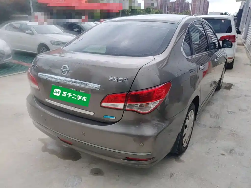 Nissan Sylphy 2012 1.6XE MT Comfort