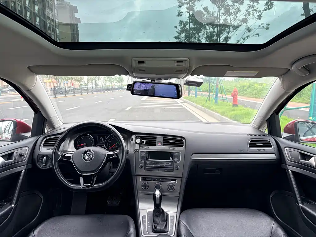 Volkswagen Golf — миниатюра 9