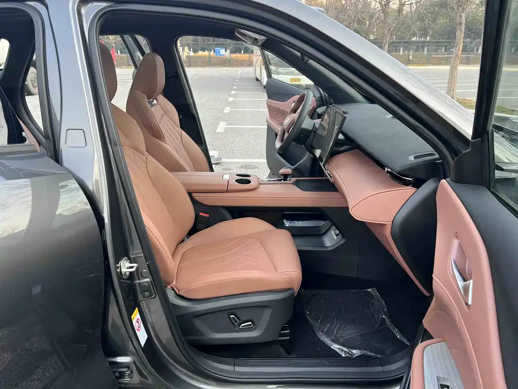 CHANGAN UNI Z NEW ENERGY