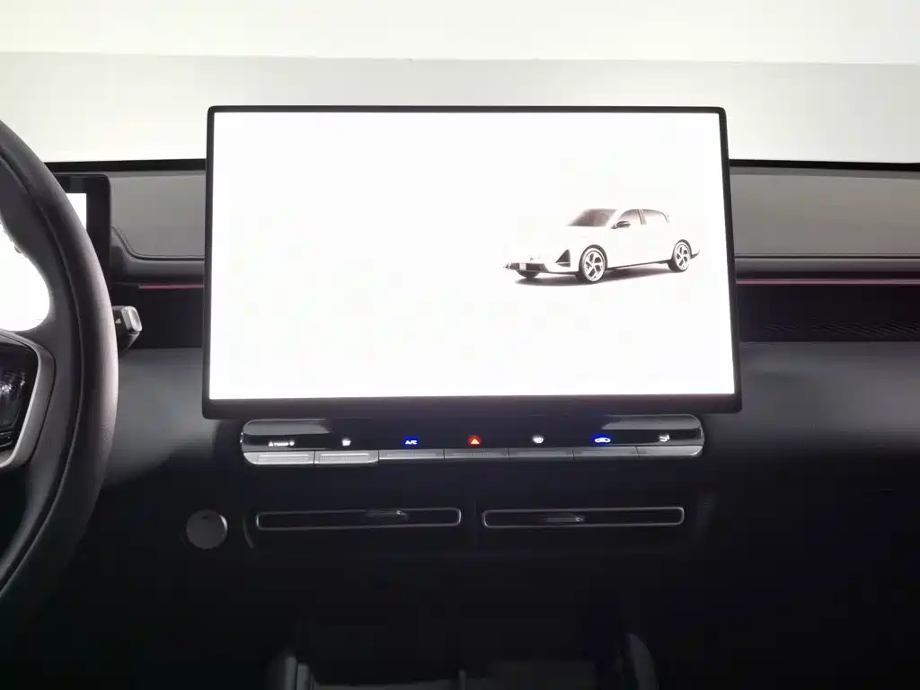 Changan Eado — миниатюра 12