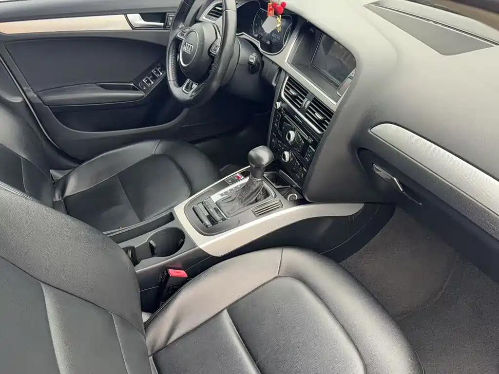 Audi A4L — миниатюра 5