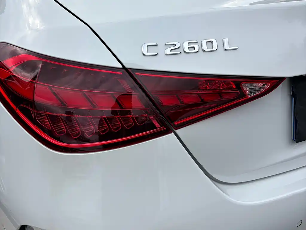 Mercedes-Benz C-Class — миниатюра 19