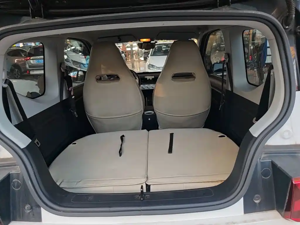 Wuling MINIEV — миниатюра 19