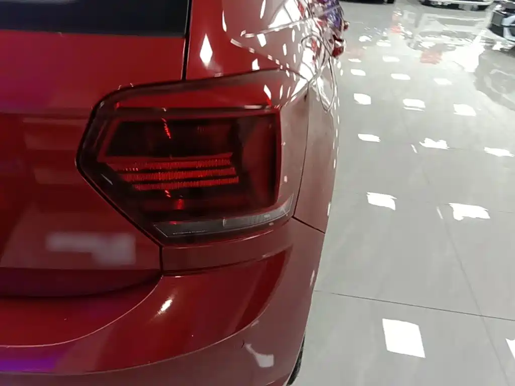 Volkswagen Polo — миниатюра 8