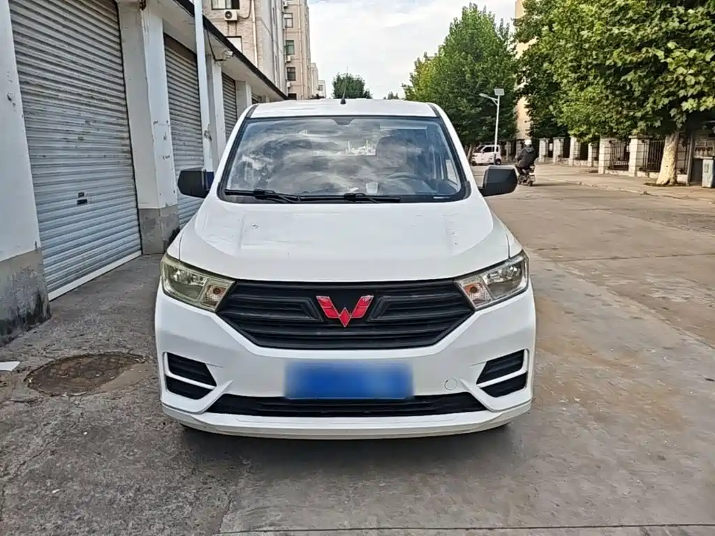 Wuling Hongguang — миниатюра 3