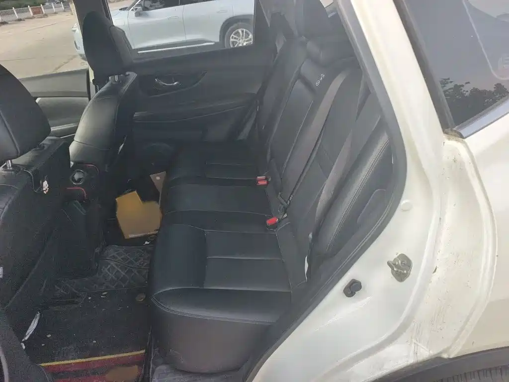 Nissan X-Trail — миниатюра 15