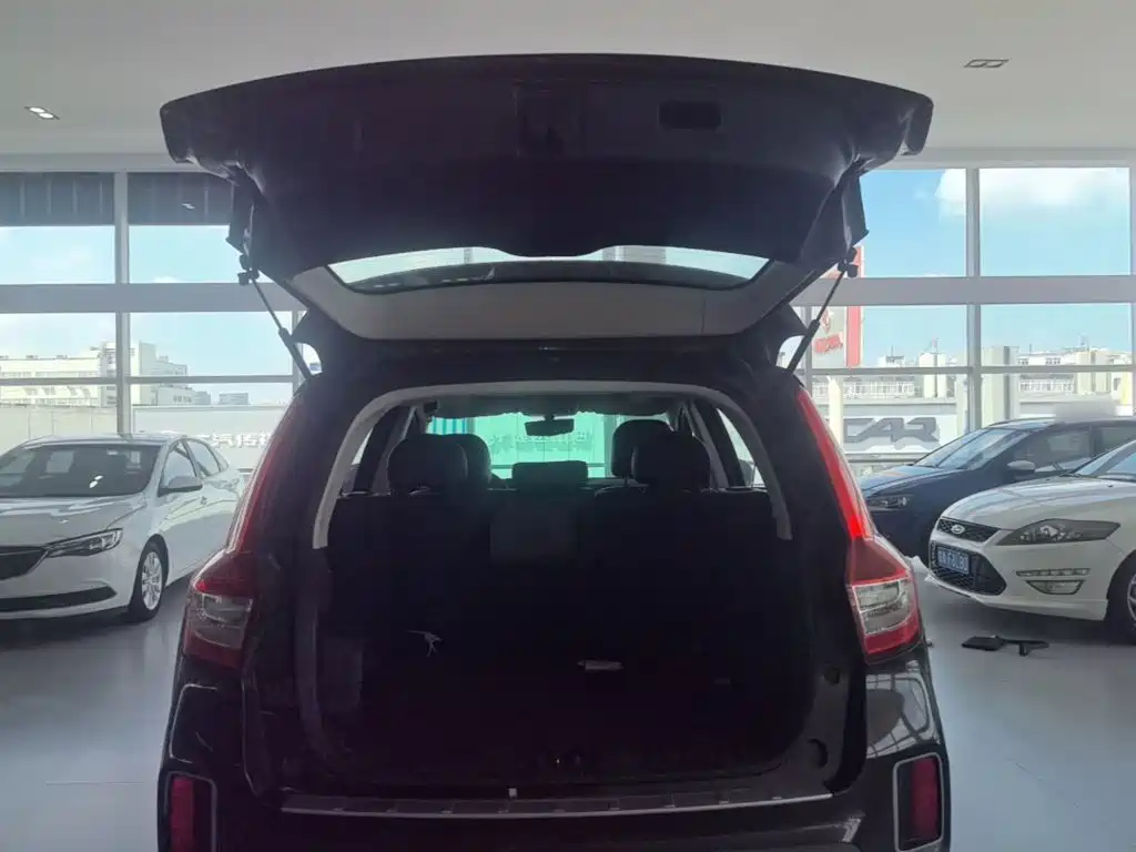 Geely Vision X6 — миниатюра 19