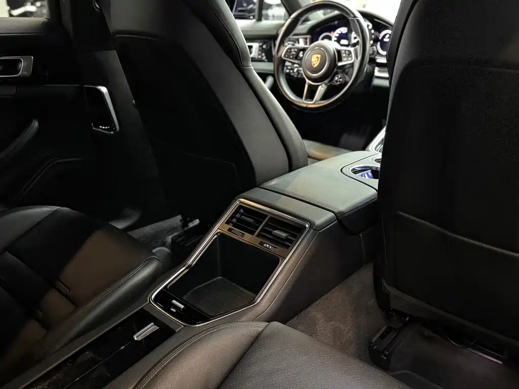 PORSCHE PANAMERA NEW ENERGY