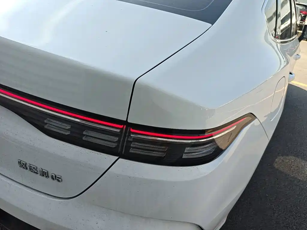 BYD Destroyer 05 2024 DM-i 55KM Luxury