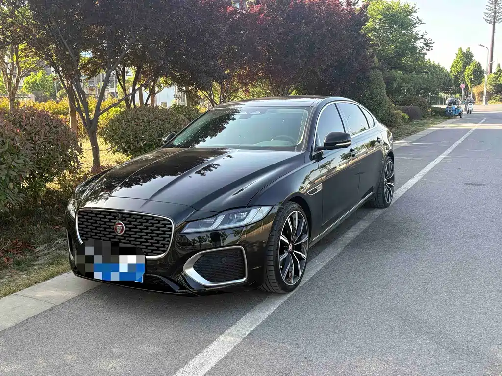 Jaguar XFL 2025