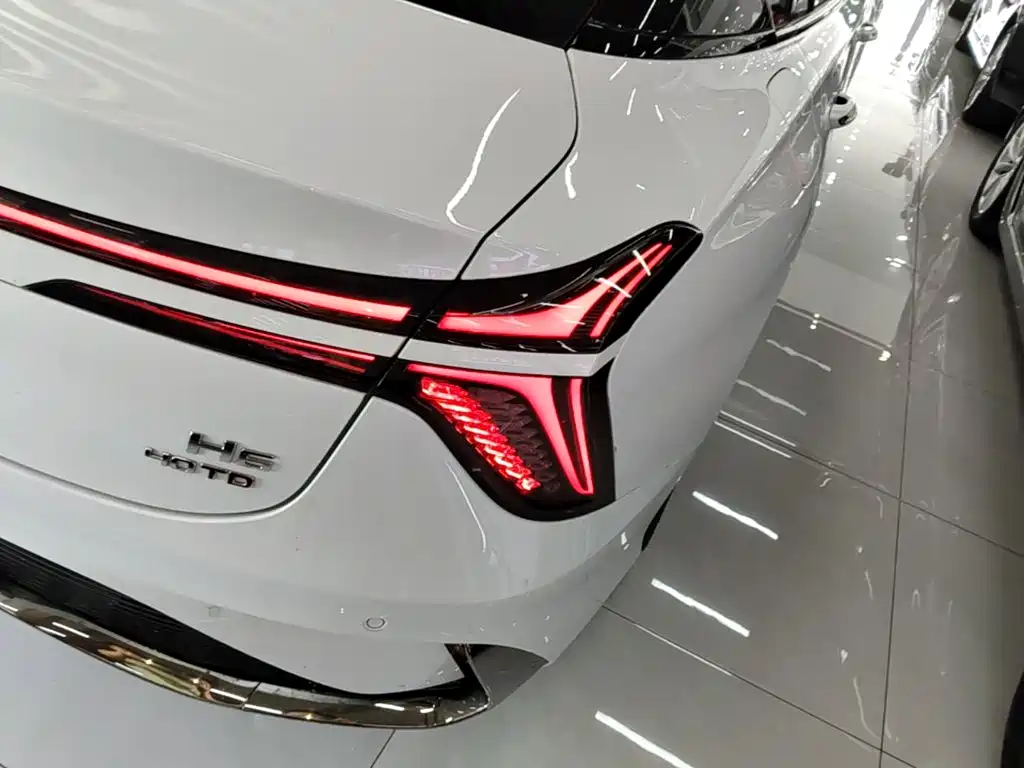 Hongqi Hongqi H6 — миниатюра 8