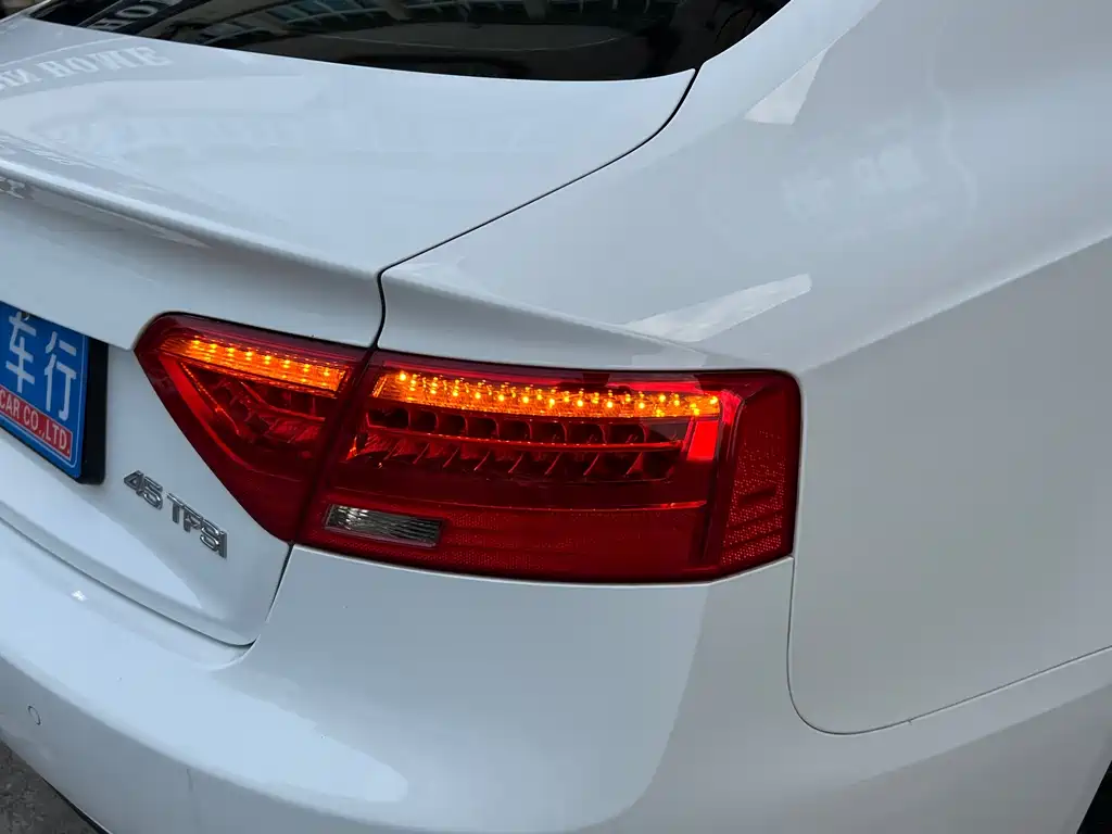 Audi A5 (Import) — миниатюра 23