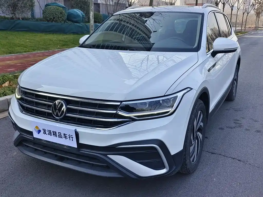 Volkswagen Tiguan L 2023