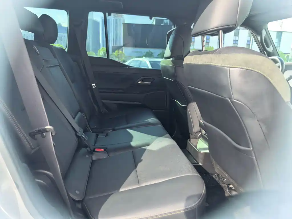 Lexus GX — миниатюра 17