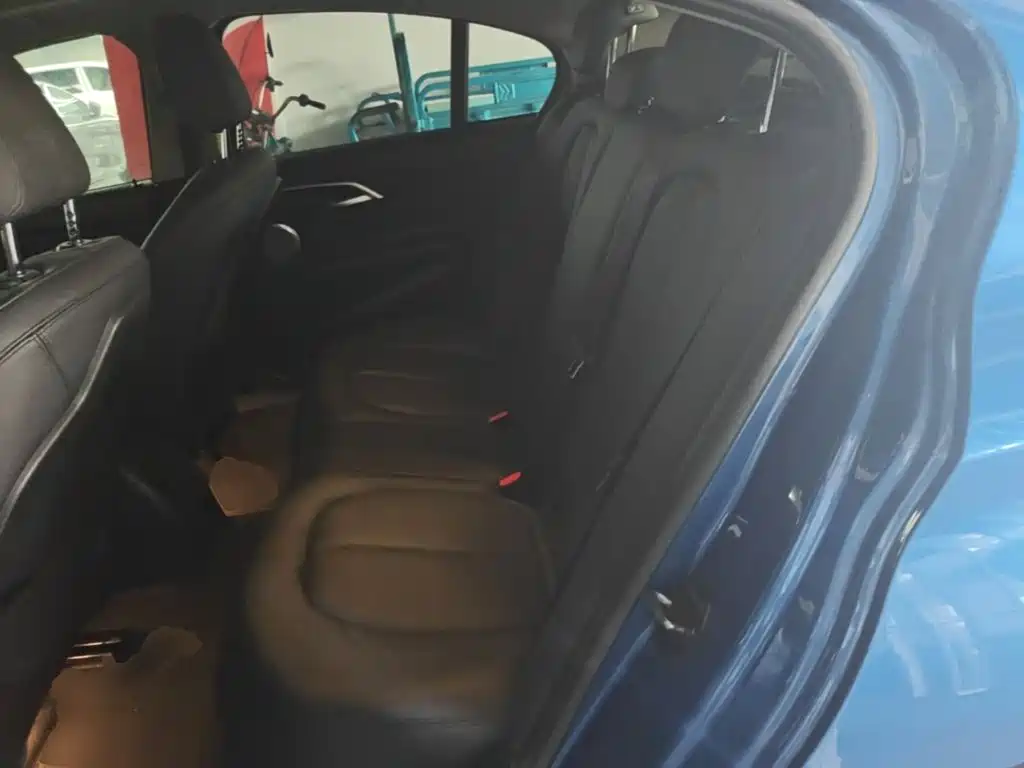 BMW 1 Series — миниатюра 17