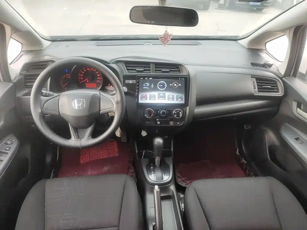 Honda Fit — миниатюра 10