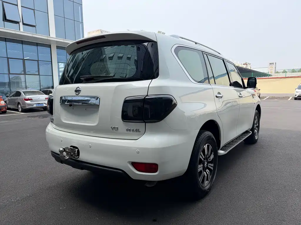 Nissan Patrol 2018 4.0L