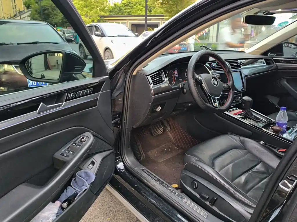 Volkswagen Phideon — миниатюра 12
