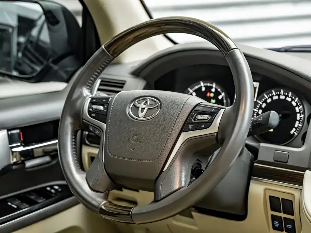 Toyota Land Cruiser 2019 4.0L AT