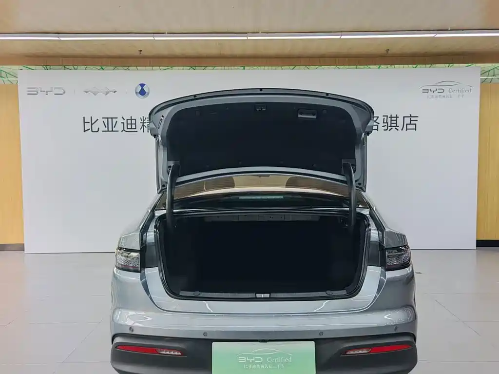 BYD Seal 05 DM-i — миниатюра 13