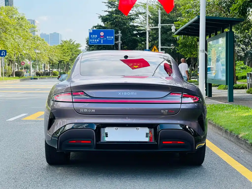 XIAOMI CAR XIAOMI SU7