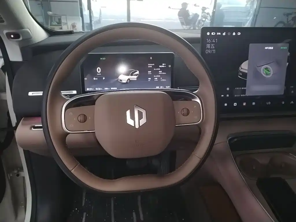 Leapmotor Leapmotor C11 — миниатюра 11