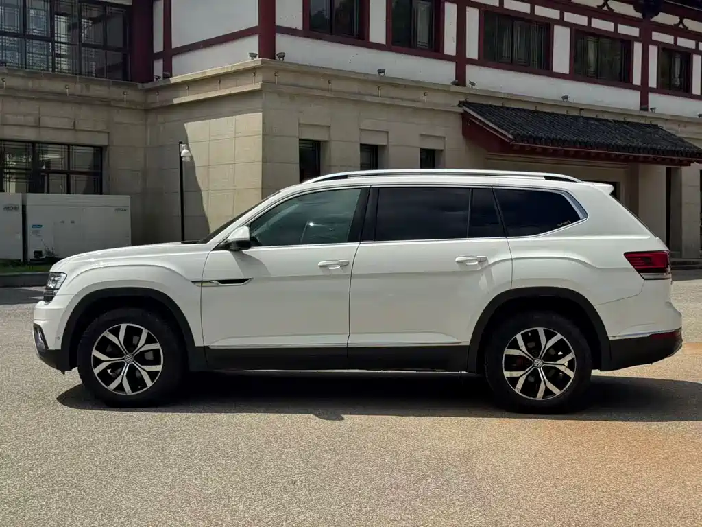 Volkswagen Teramont — миниатюра 4