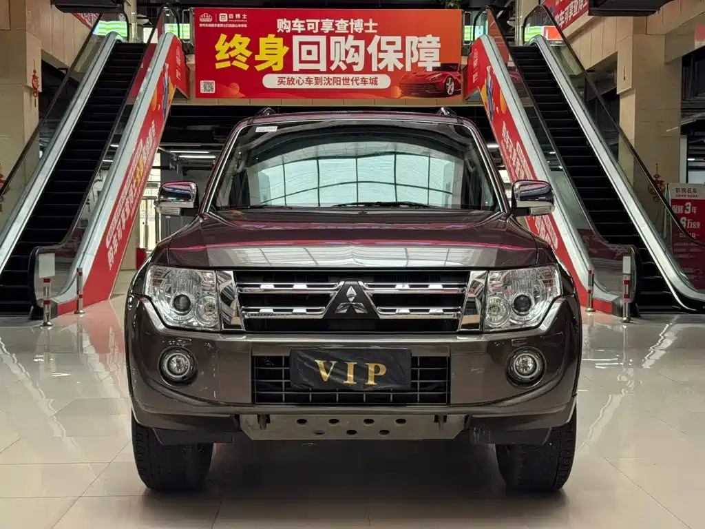 Mitsubishi Pajero (Import) — миниатюра 2