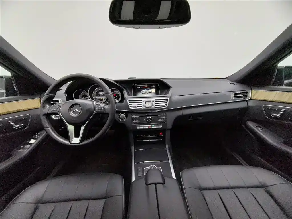 Mercedes-Benz E-Class E 2015 E 260 L Sport