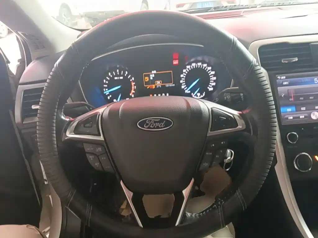 Ford Mondeo — миниатюра 11