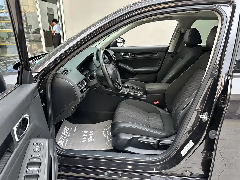Honda Integra 2023 240TURBO CVT