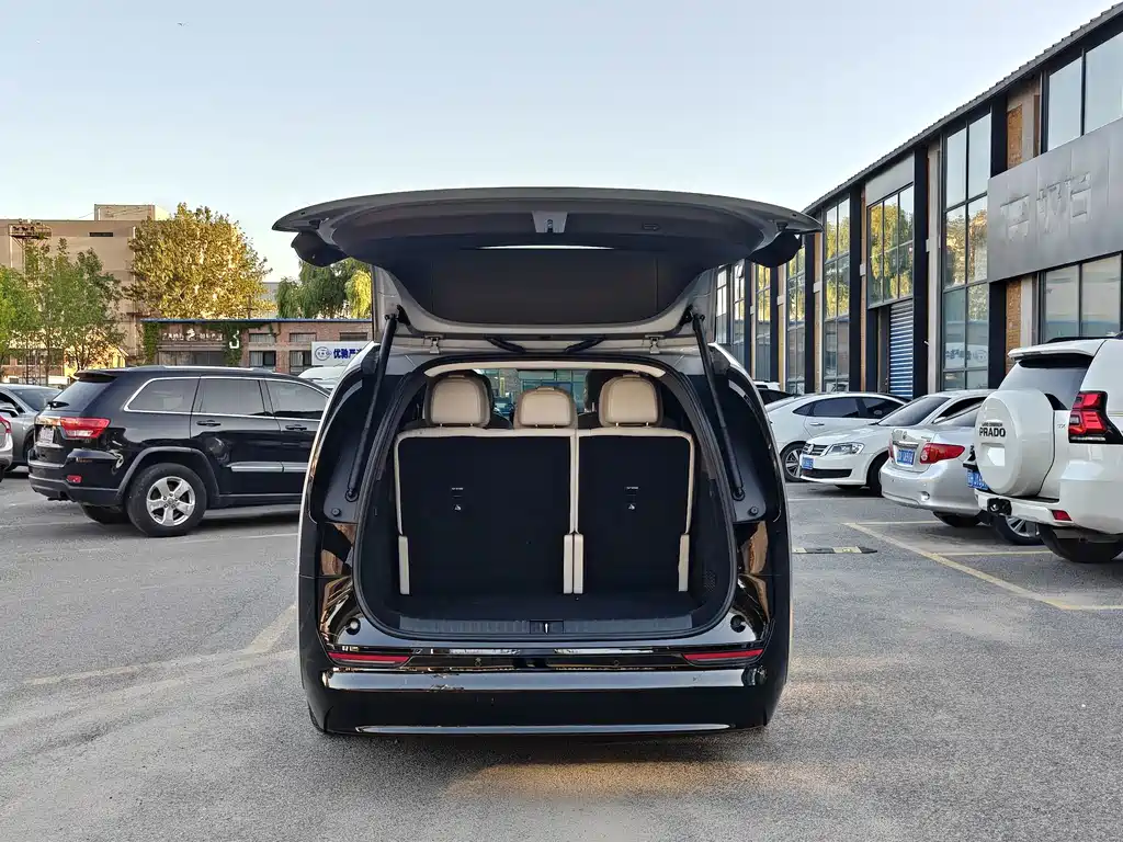 Li Auto Li MEGA — миниатюра 27