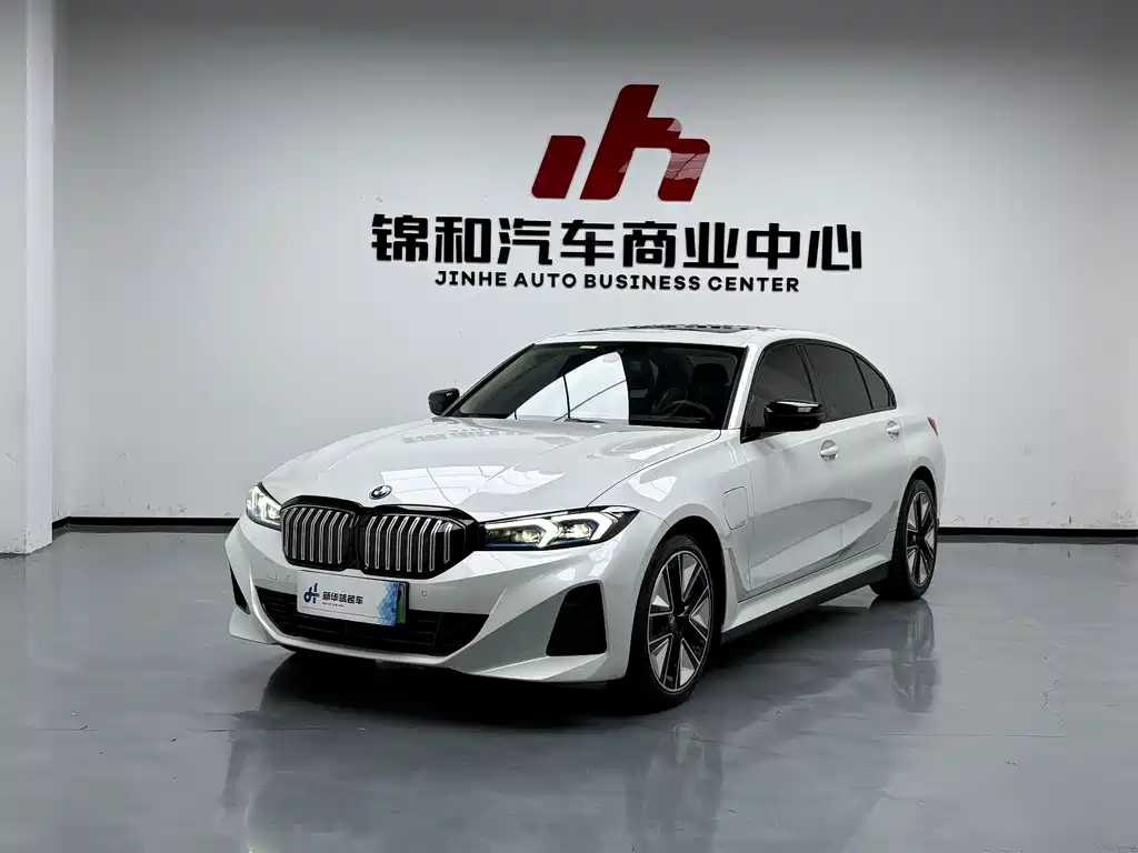 BMW i3 2024
