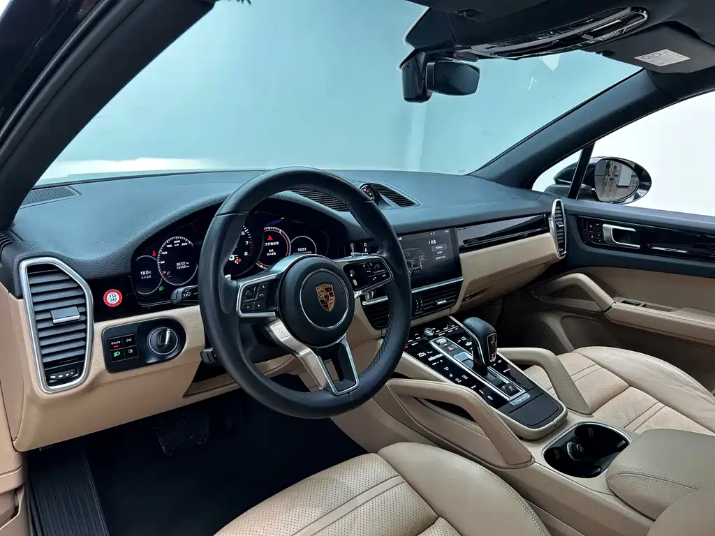 Porsche Cayenne 2018 Cayenne 3.0T