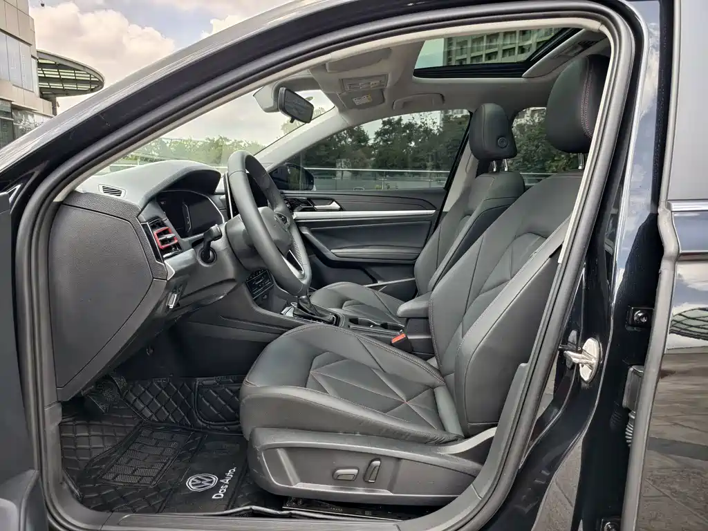 Volkswagen Lavida — миниатюра 6