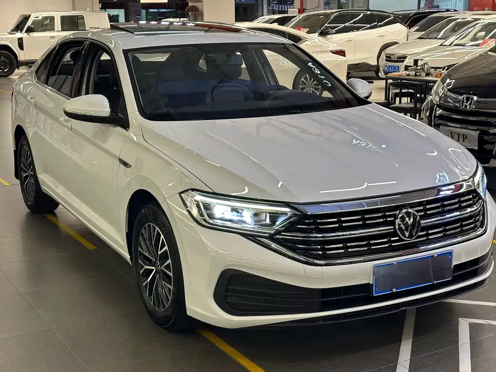 Volkswagen Sagitar — миниатюра 3