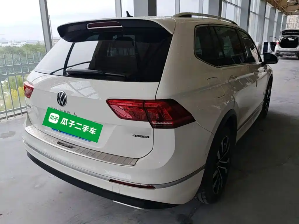 Volkswagen Tiguan L — миниатюра 5