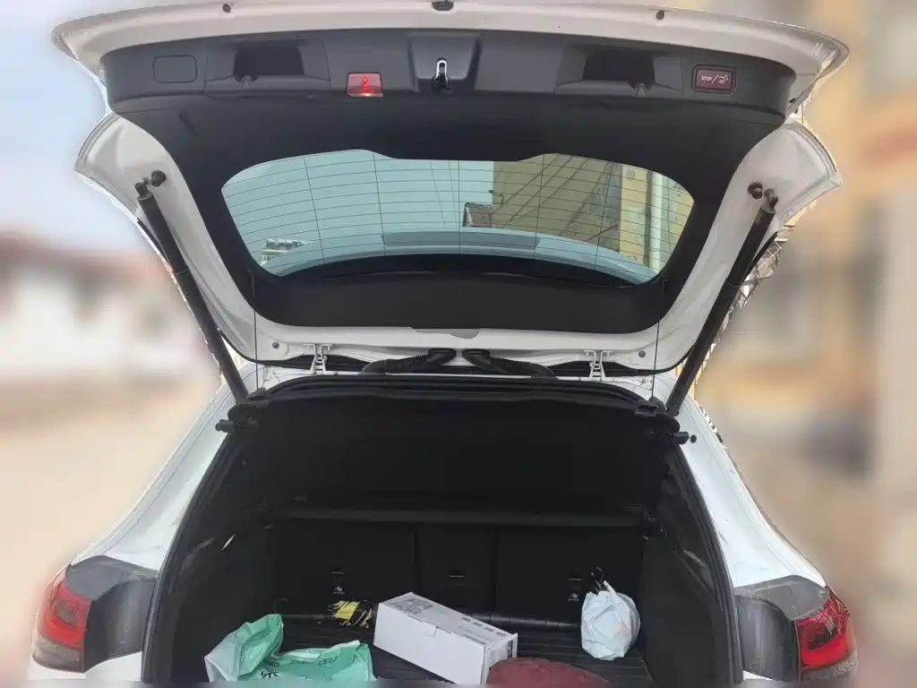 Mercedes-Benz GLA — миниатюра 15