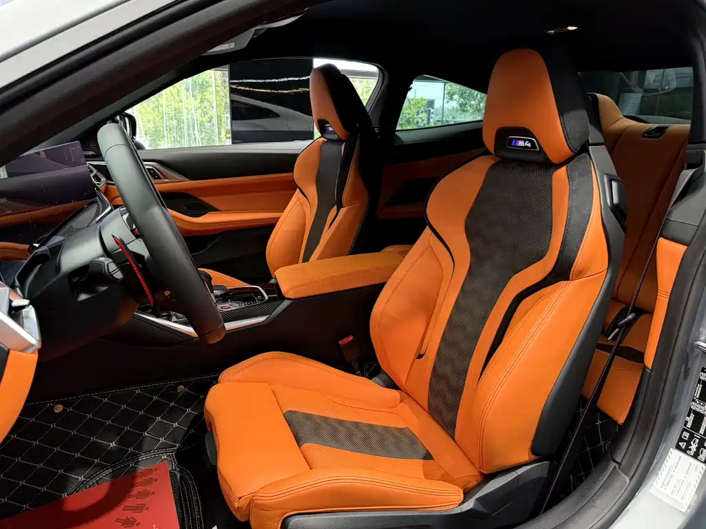 BMW M4 — миниатюра 8