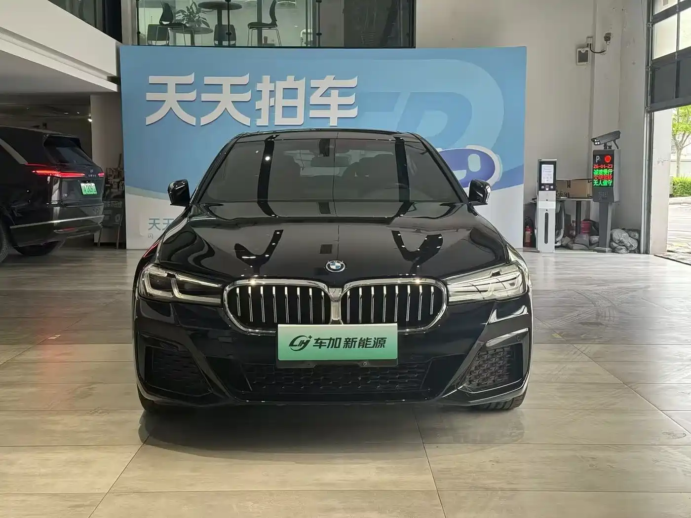 BMW 5 series 2022 Черный из Китая