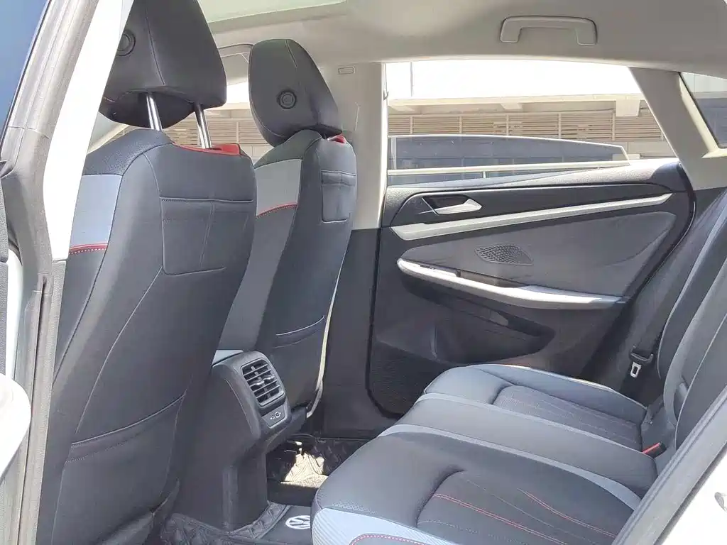 Volkswagen Lamando — миниатюра 9