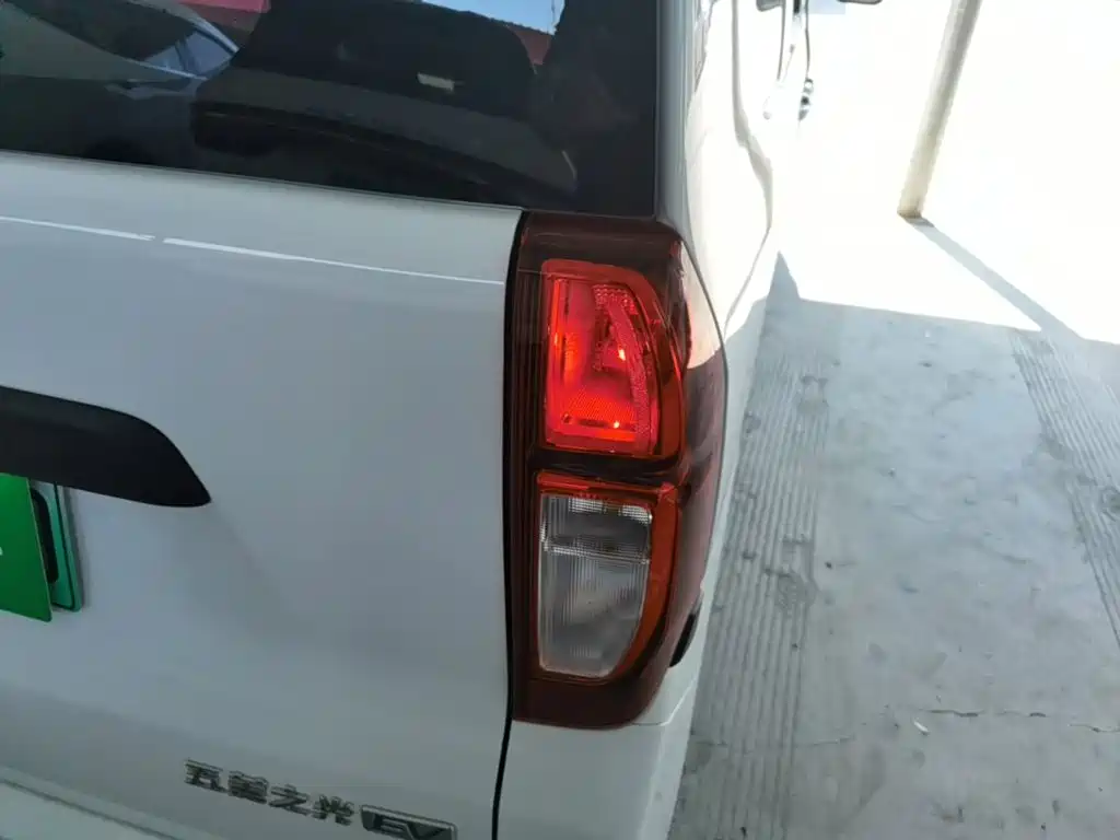 Wuling Sunshine EV 2025 305km
