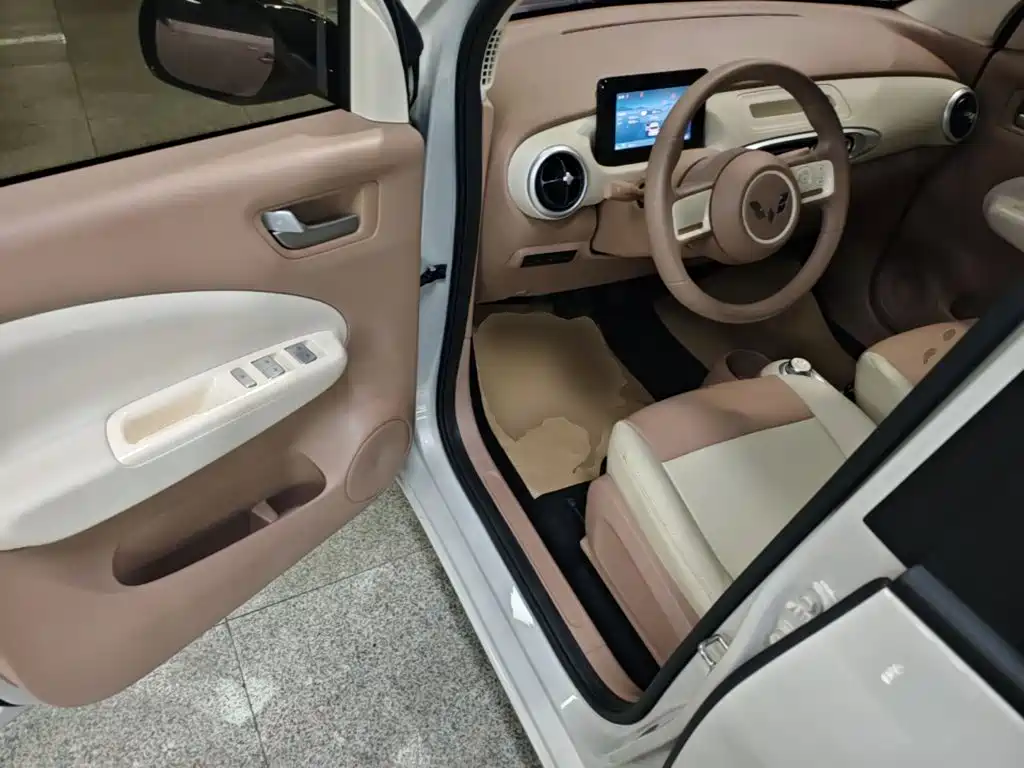 Wuling MINIEV — миниатюра 16