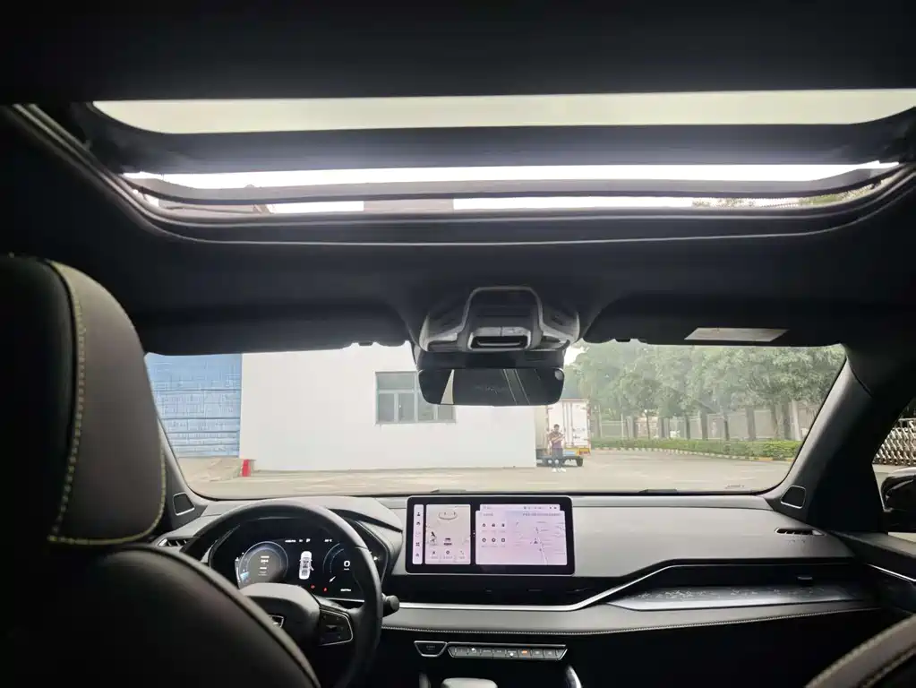 GEELY AUTOMOBILE XINGRUI