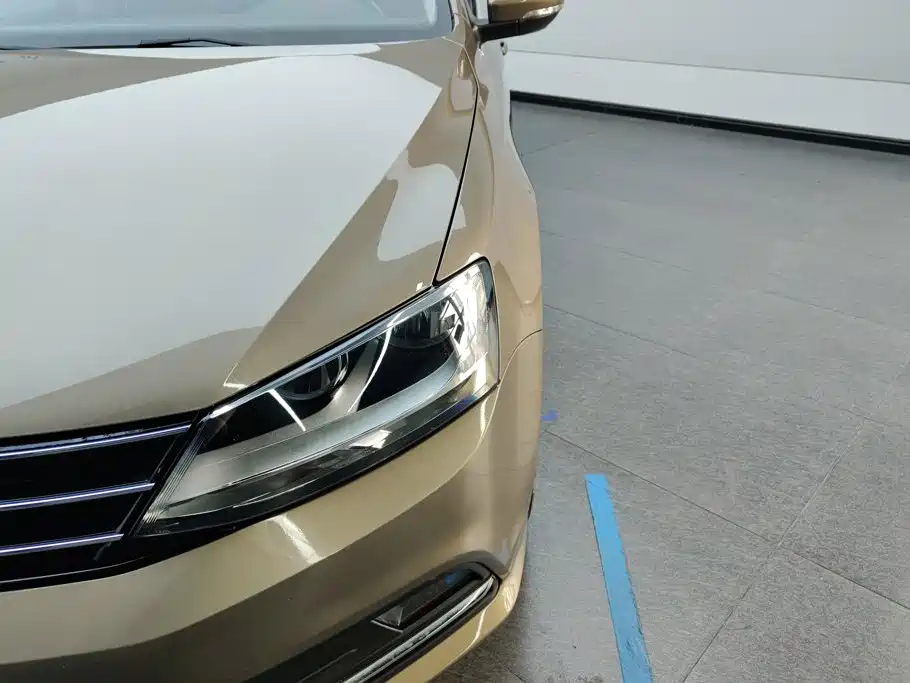 Volkswagen Sagitar — миниатюра 5
